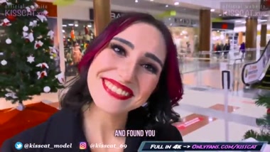 Seduced a Stranger in the Mall and Had Sex with Her Right in the Fitting Room