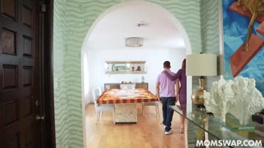 Мамы меняются местами в День благодарения