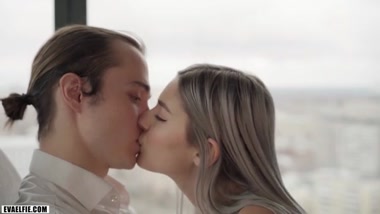 Russian Beauty in Cuckold Porn: Cunnilingus with a Creampie Finish