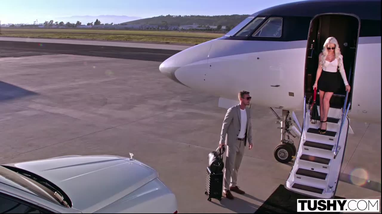 A Wealthy Fan Convinces a Famous Porn Star to Have Anal Sex