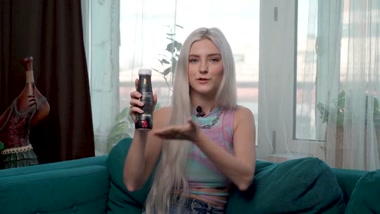 Eva Elfie Shares Her Opinion on What Penis Size Can Be Considered Ideal