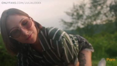 Секс после прогулки на природе