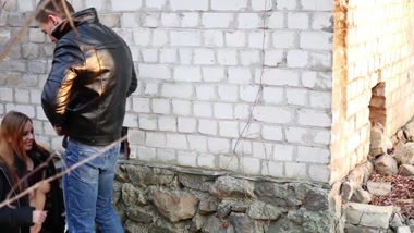Russian Girl and Quick Sex Outdoors