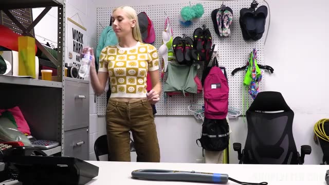 Sexy Psychopath Got Caught Stealing — and It Changed Everything
